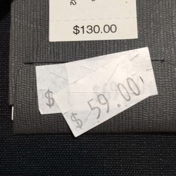 Little black jacket - Picture 12 of 12